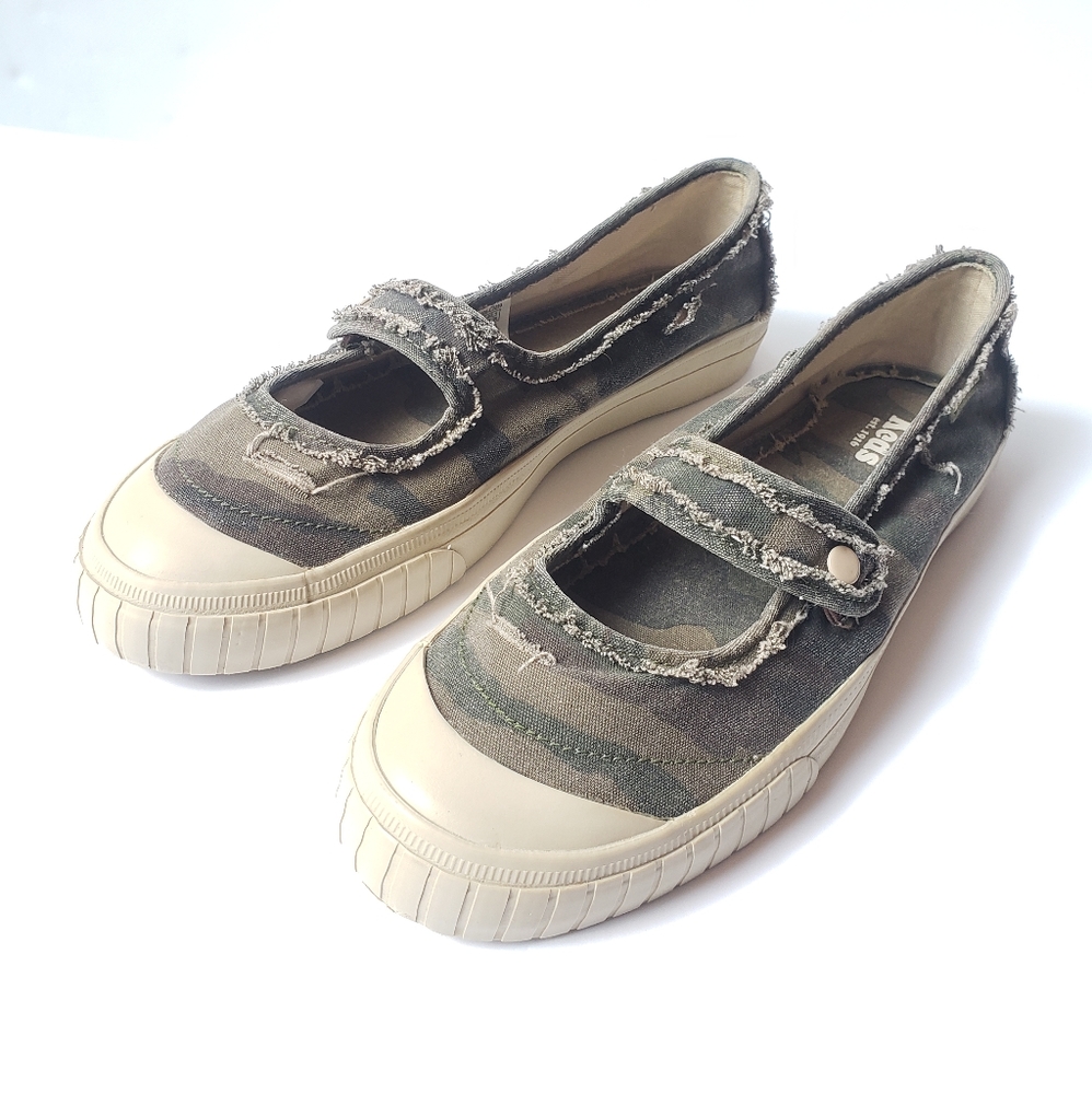 Keds Distressed Camo Mary Jane Sneakers Shoes